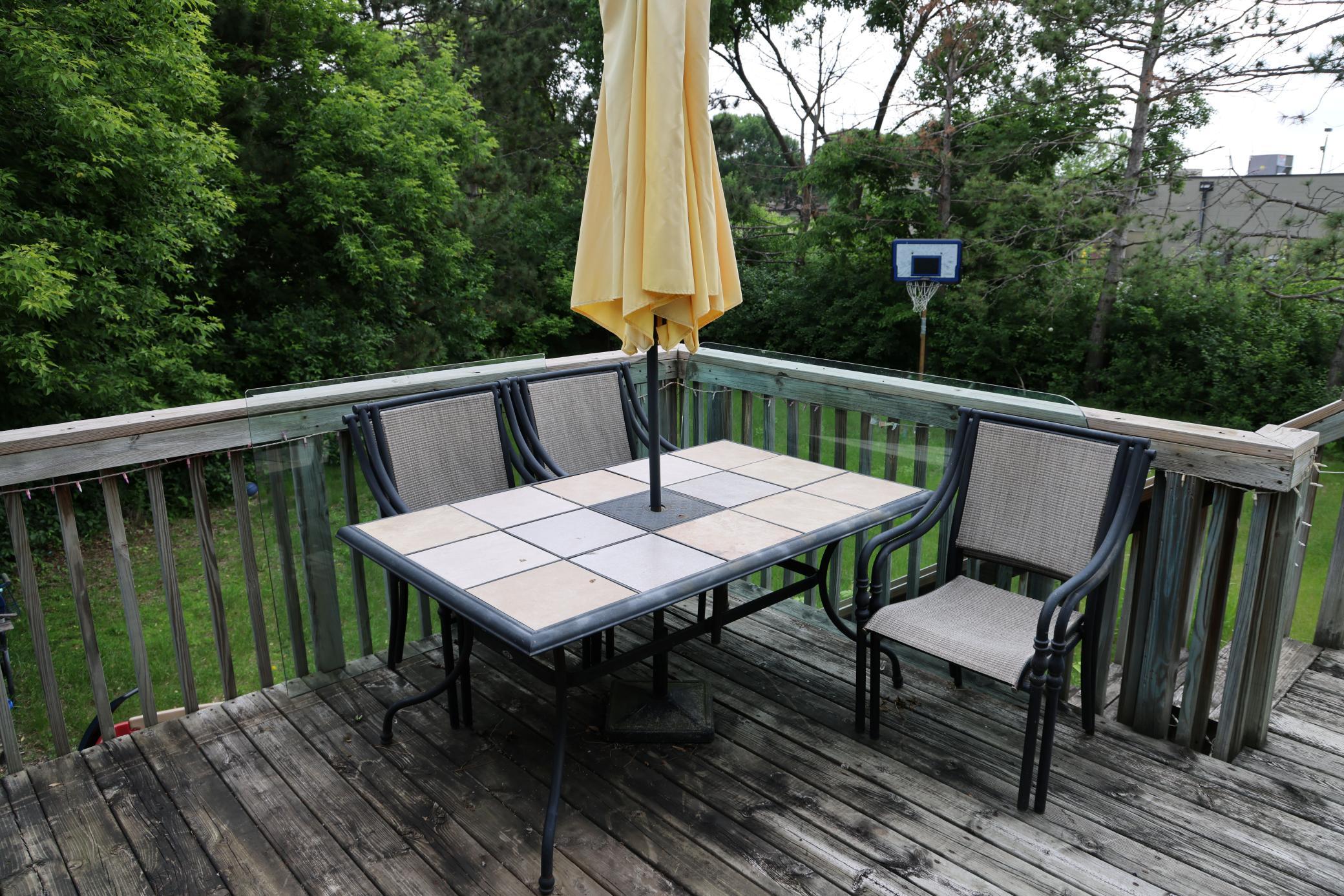 left side deck