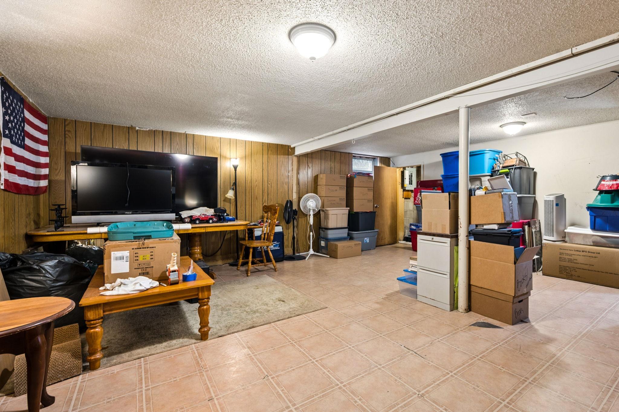 Lower Level Amusement Room