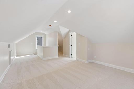 2520 Lynn Avenue S, Minneapolis, MN 55416