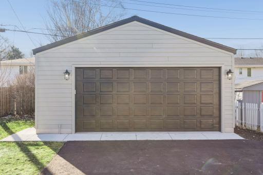 2520 Lynn Avenue S, Minneapolis, MN 55416