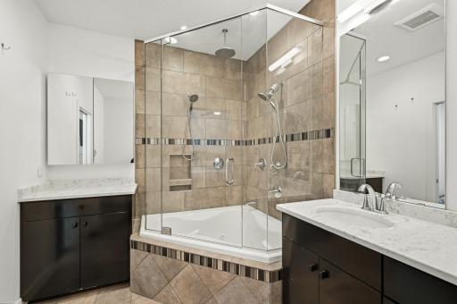 505 21st Place NE, Kasson, MN 55944