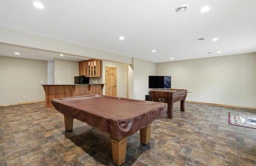 505 21st Place NE, Kasson, MN 55944