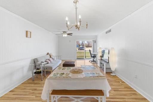 916 Armstrong Boulevard N, Saint James, MN 56081