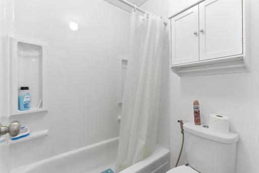 916 Armstrong Boulevard N, Saint James, MN 56081