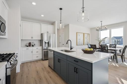 14703 Kingsview Lane N, Dayton, MN 55327