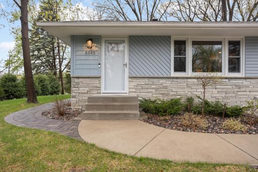 5045 Red Oak Drive, Mounds View, MN 55112
