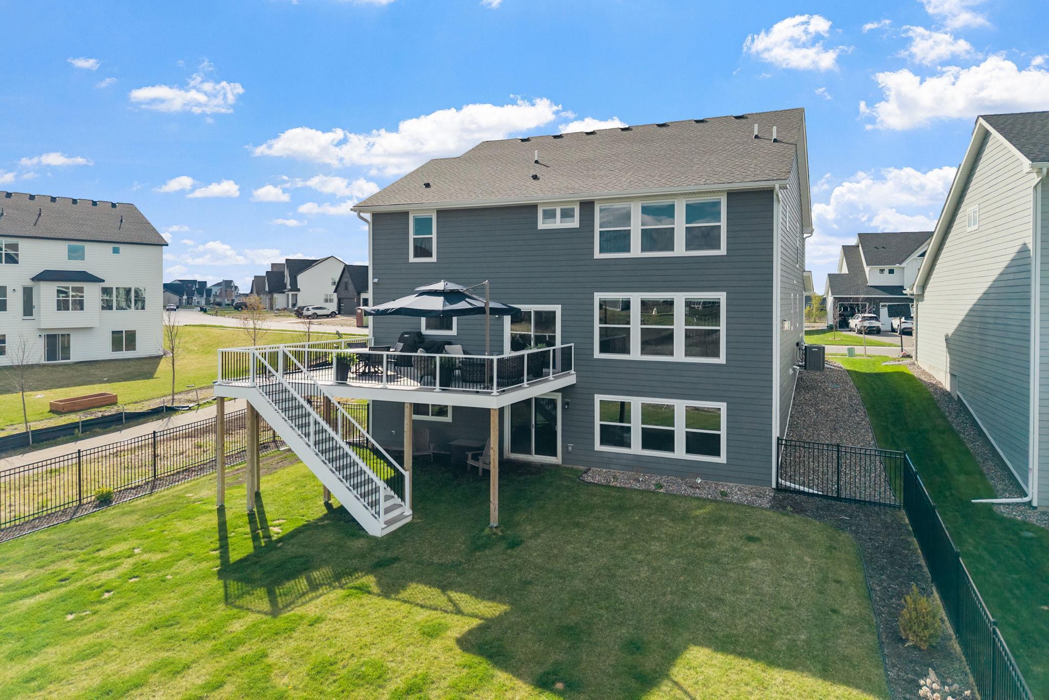 25x18 Maintenance Free Deck with Stairs