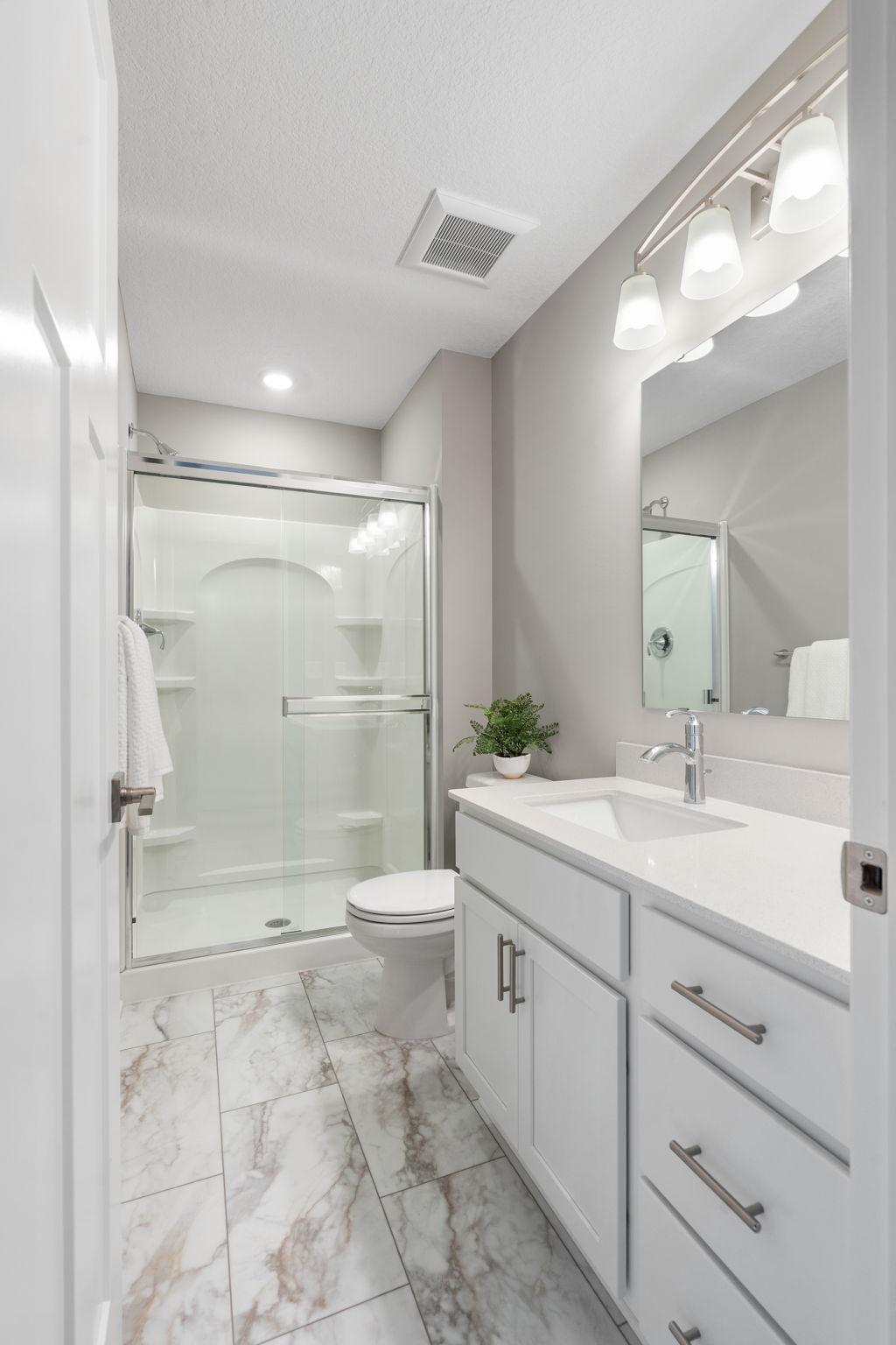 Upper level 3rd bathroom