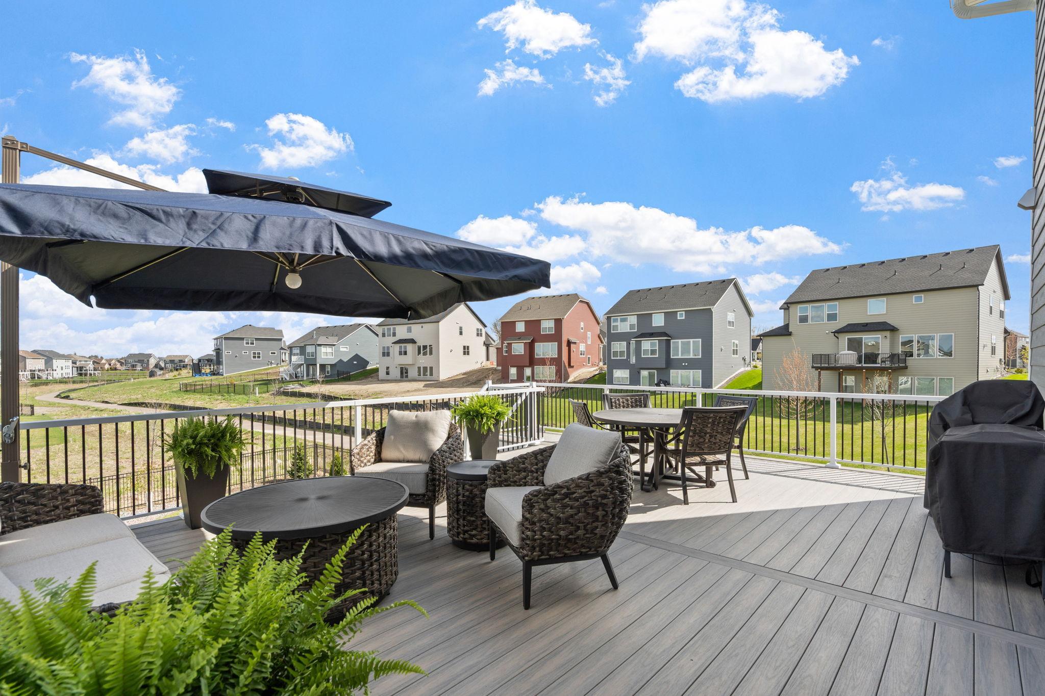 25x18 maintenance free deck with stairs