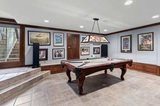 3865 Hillcrest Road, Wayzata, MN 55391
