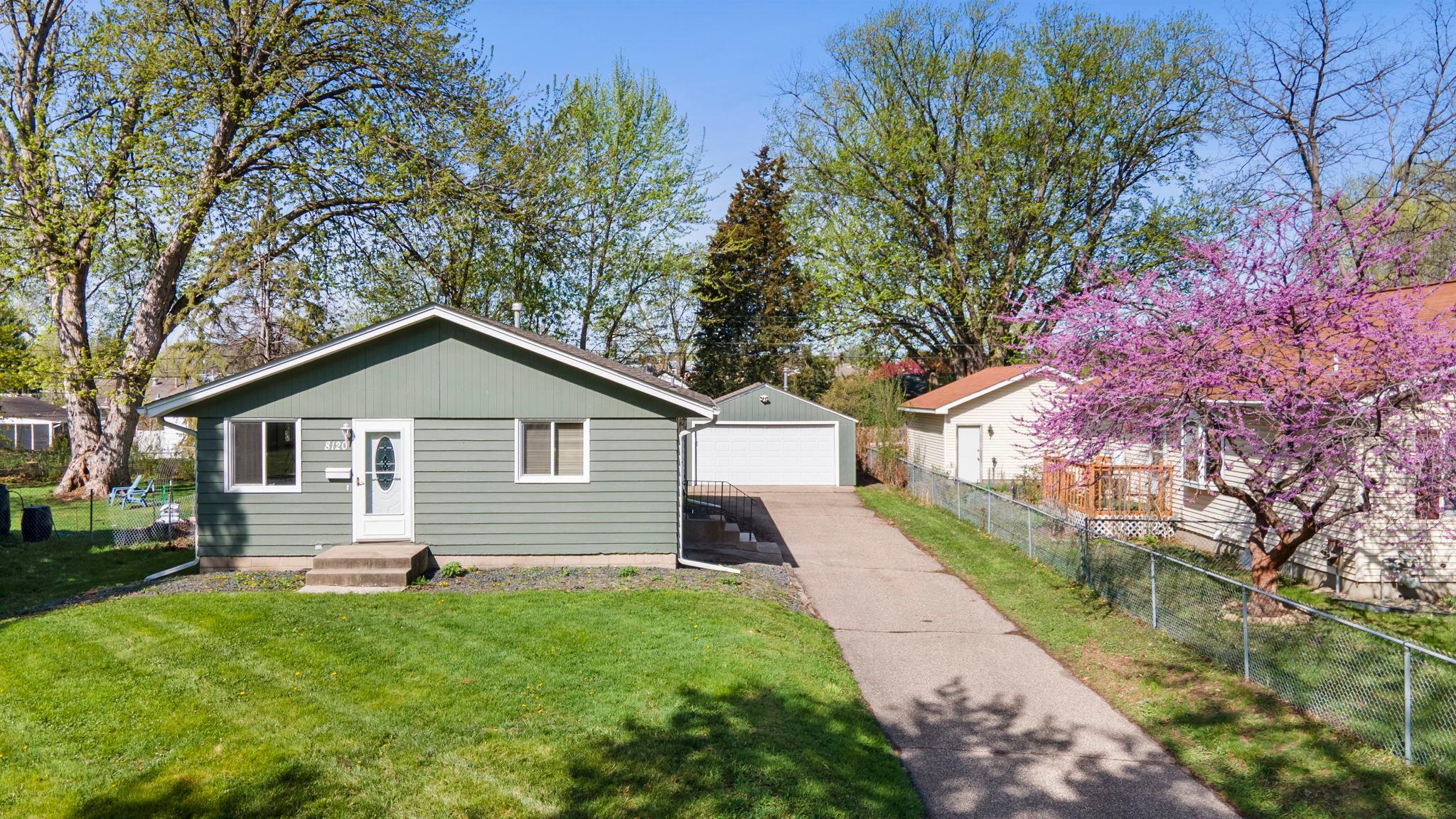5-web-or-mls-8120 Wentworth Ave S-208.jpg
