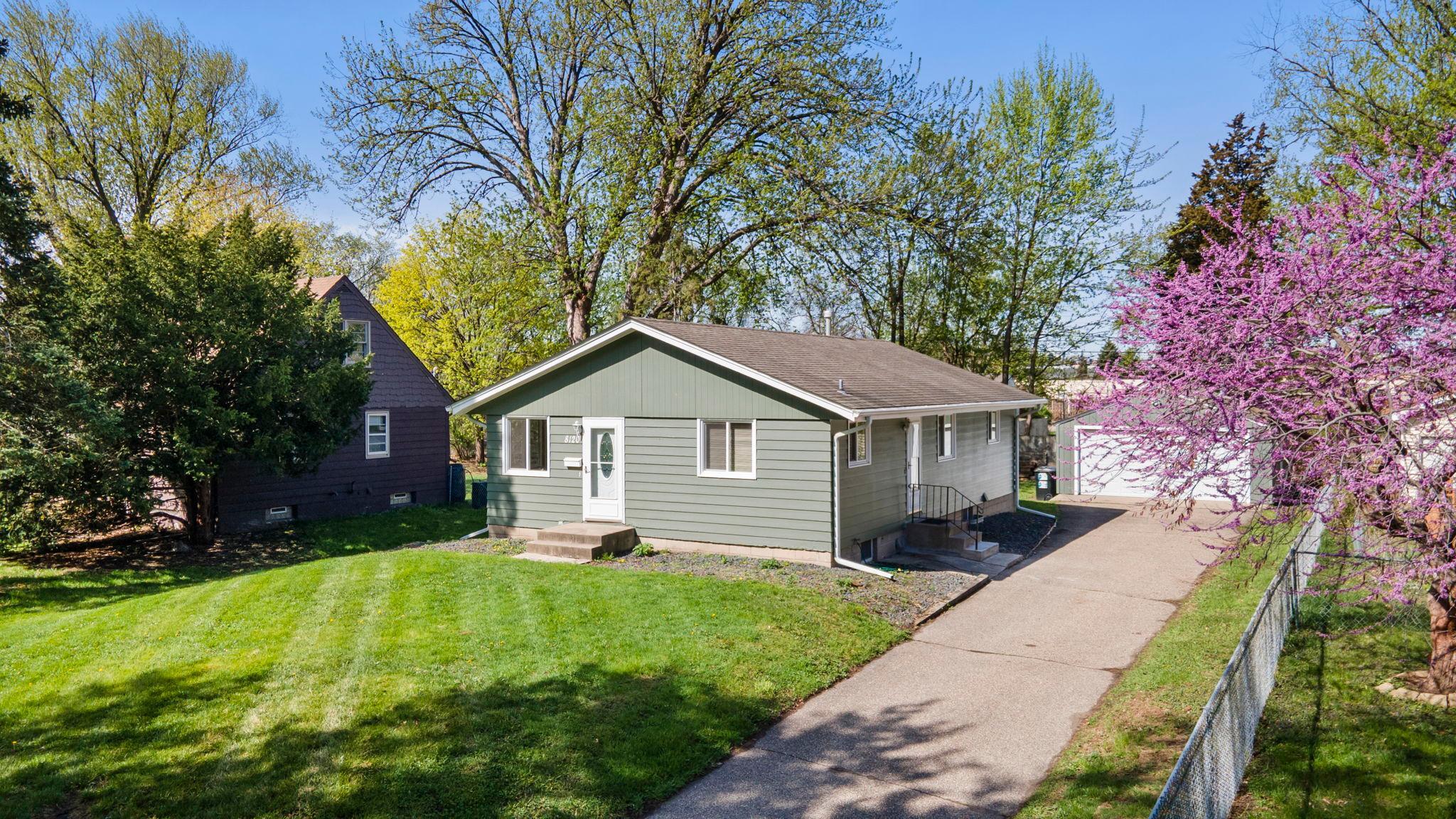 6-web-or-mls-8120 Wentworth Ave S-211.jpg