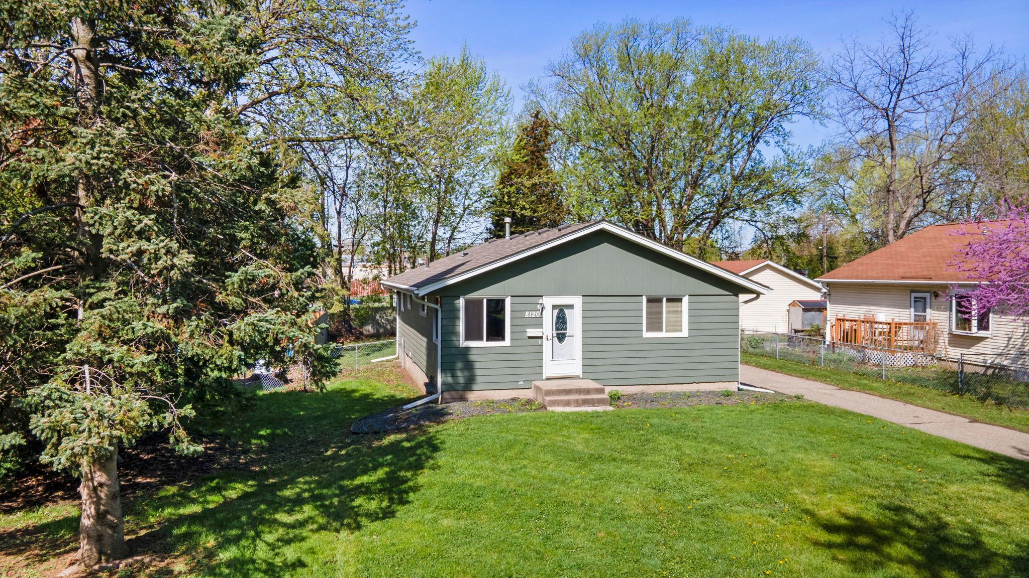 7-web-or-mls-8120 Wentworth Ave S-214.jpg