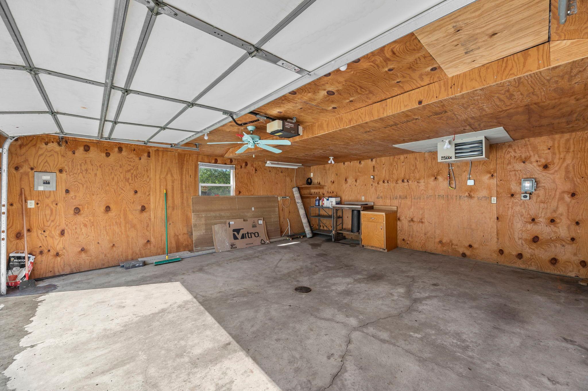 43-web-or-mls-8120 Wentworth Ave S-156.jpg