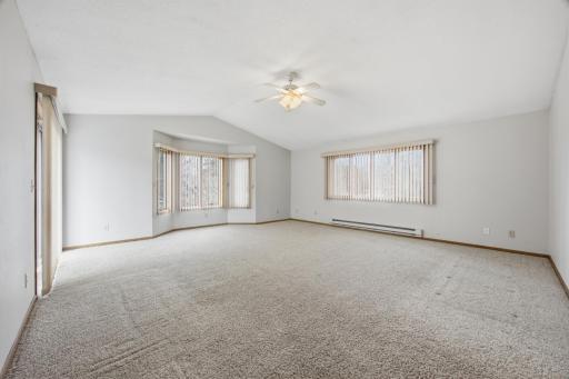 1109 9th Street N, Moorhead, MN 56560