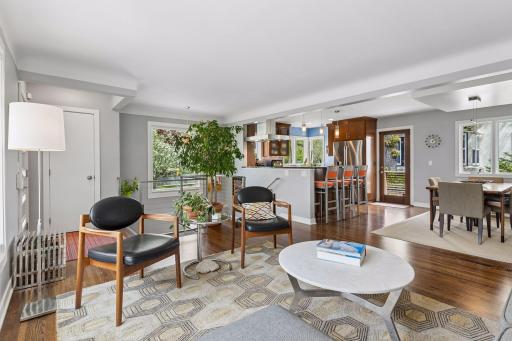 2713 West 28th Street - Spacecrafting - 0010.jpg