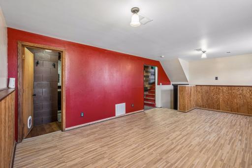 8339 Ingberg Trail S, Cottage Grove, MN 55016