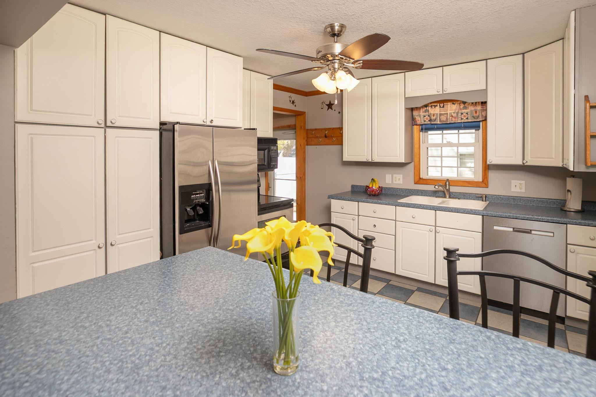 8-web-or-mls-08-Kitchen.jpg