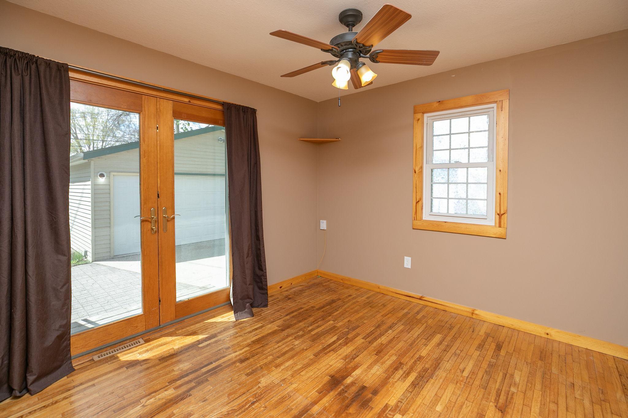 13-web-or-mls-13-Bedroom 2.jpg