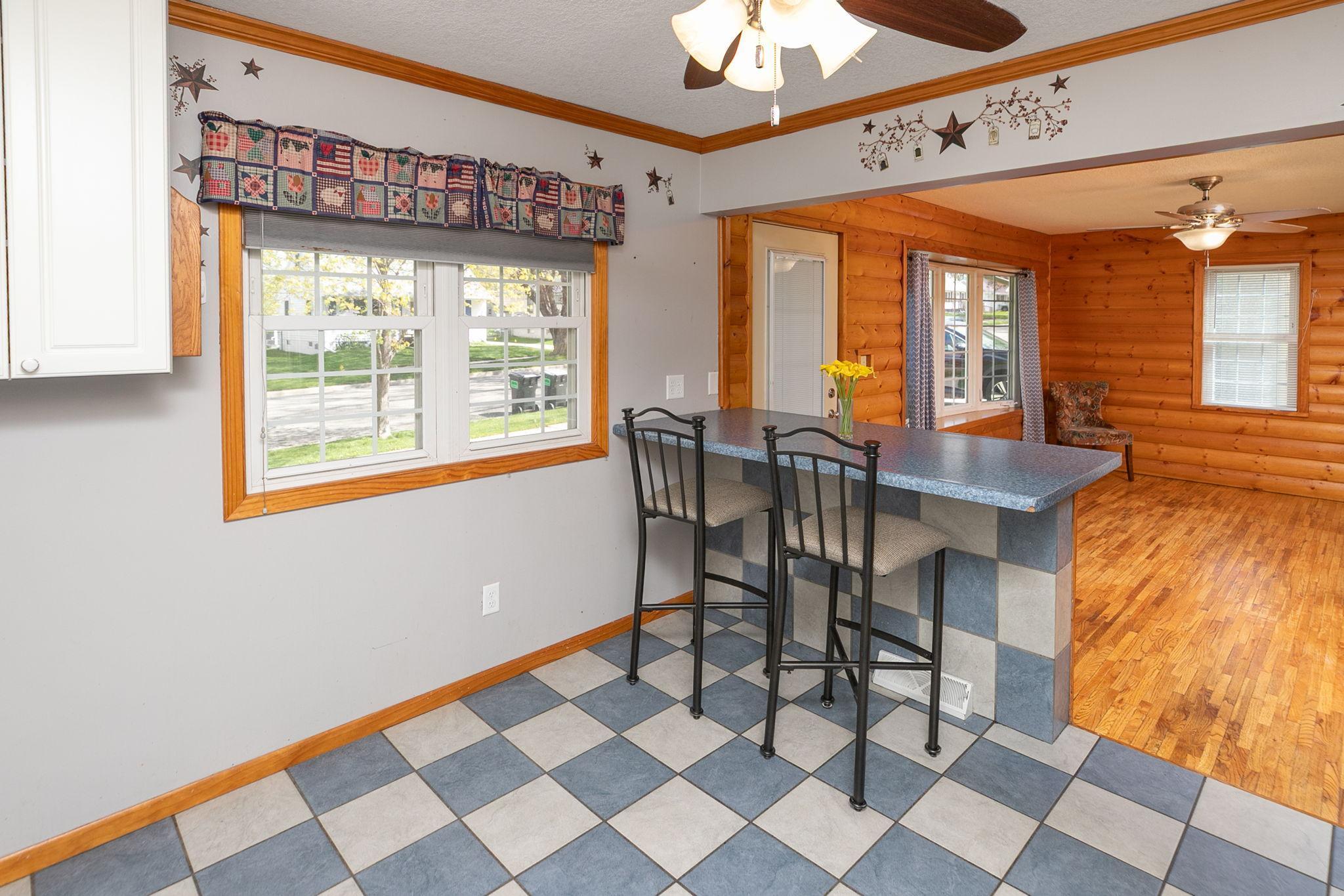 9-web-or-mls-09-Kitchen.jpg