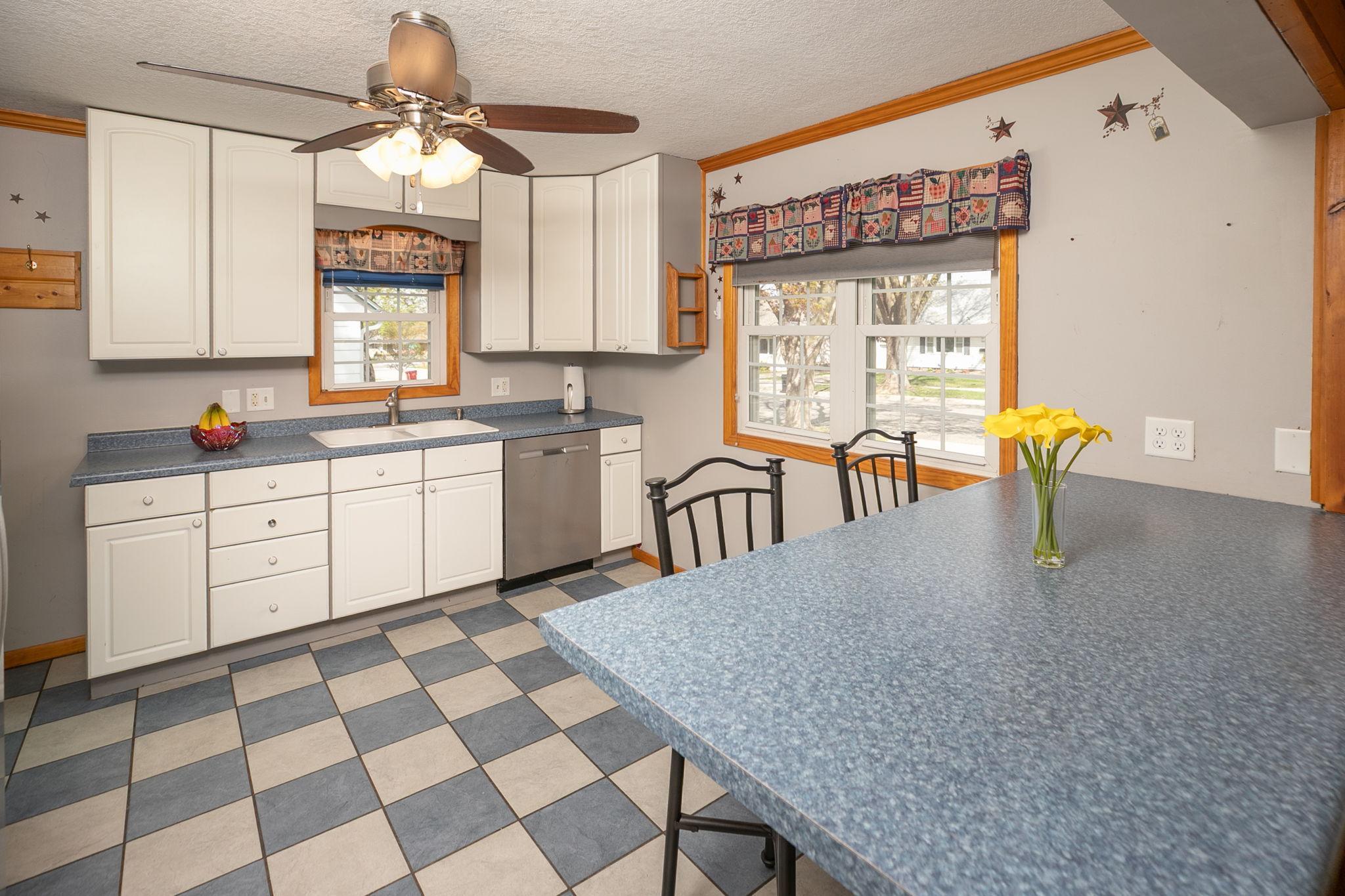 7-web-or-mls-07-Kitchen.jpg