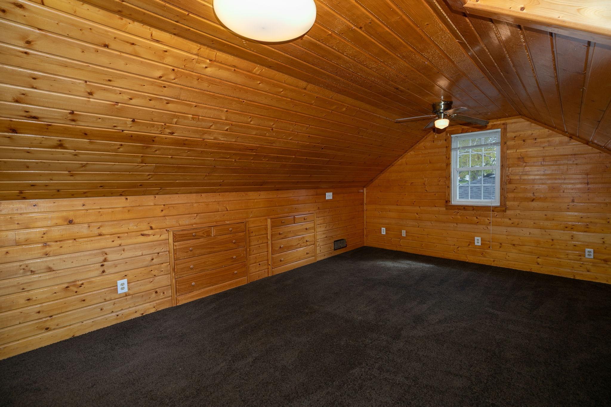 17-web-or-mls-17-Bedroom 3.jpg