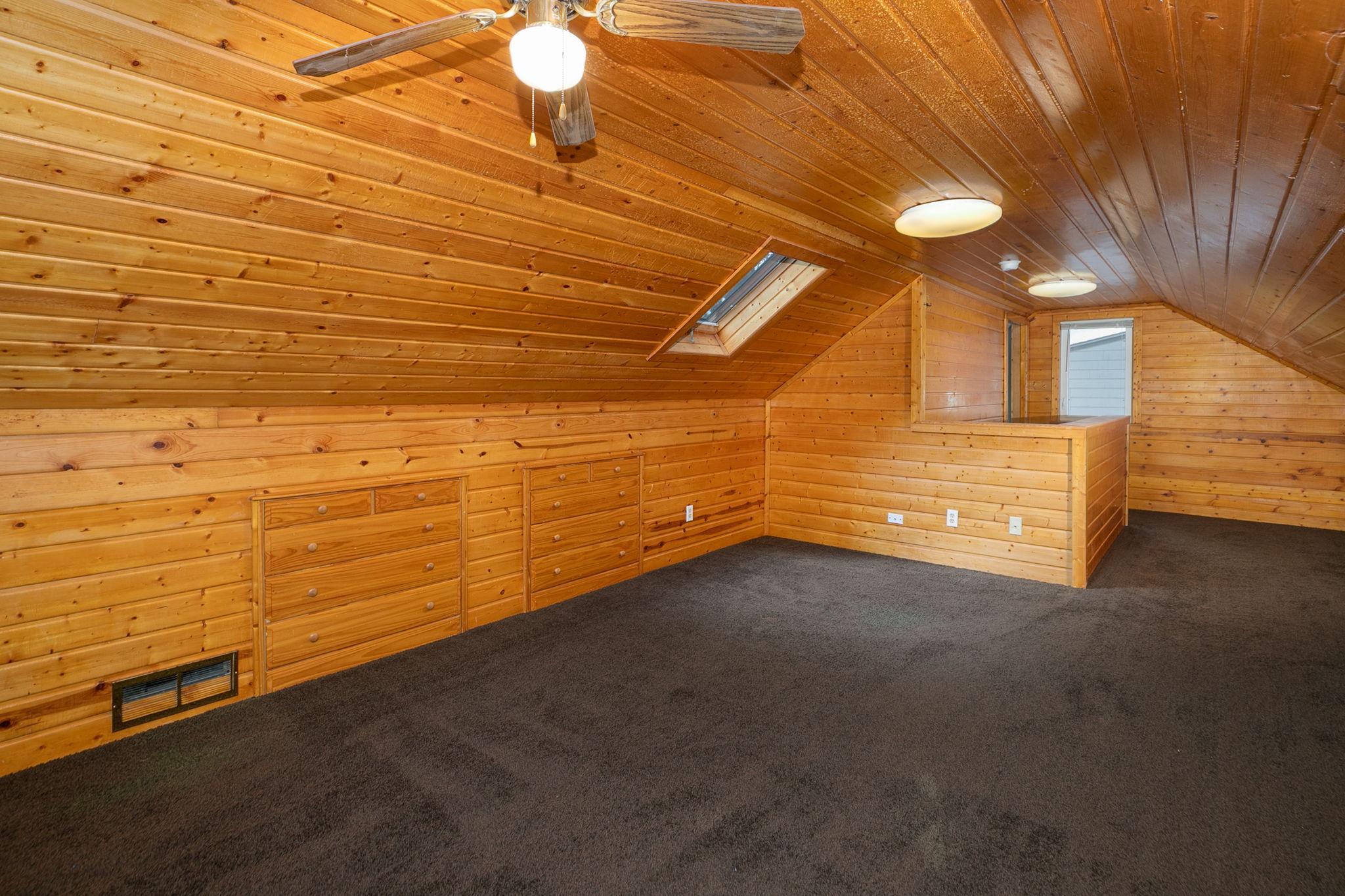 18-web-or-mls-18-Bedroom 3.jpg