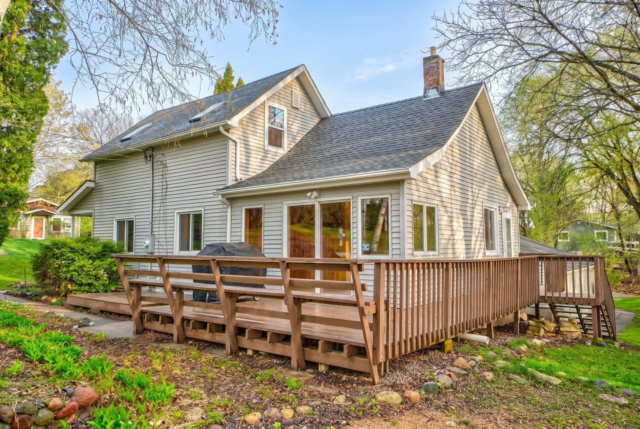 1211 Third St N-2.jpg