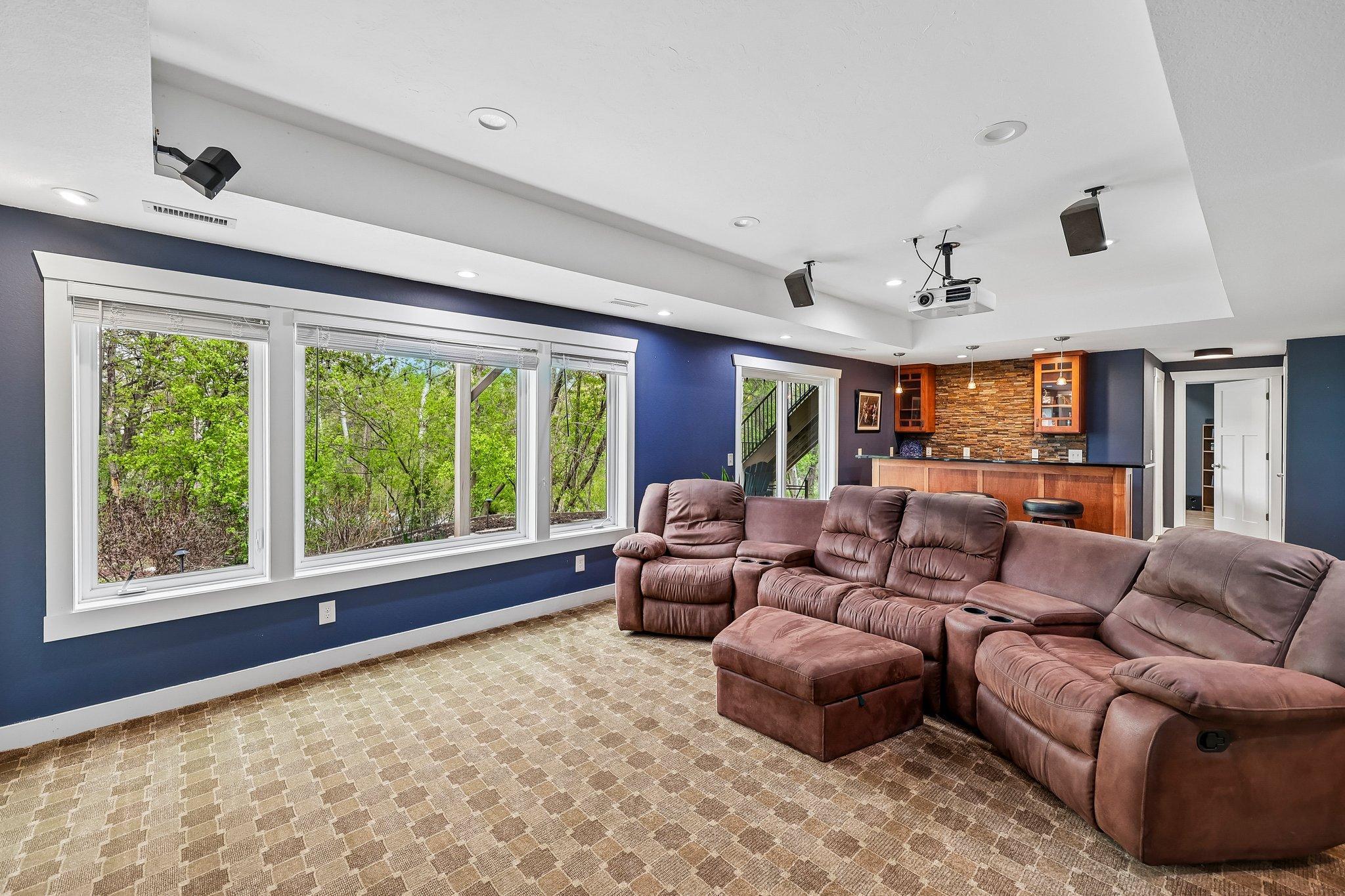 25-web-or-mls-Red Pine Ct-S0605-025.jpg
