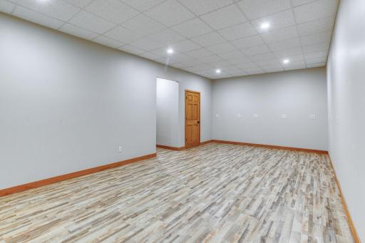 W10622 State Road 35, Prescott, WI 54021