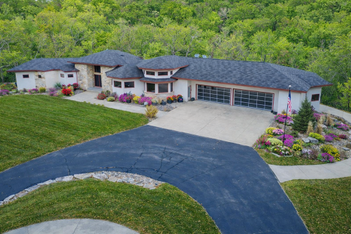 W10622 State Road 35, Prescott, WI 54021