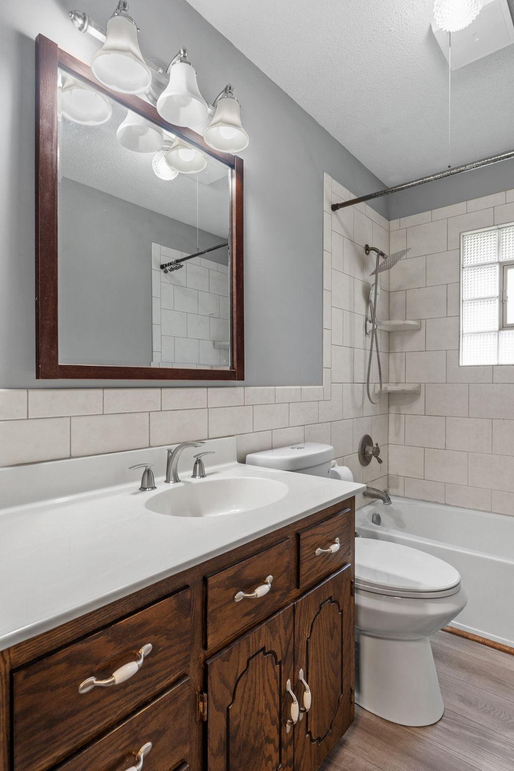 29-web-or-mls-4800 Dodd Rd-29.jpg