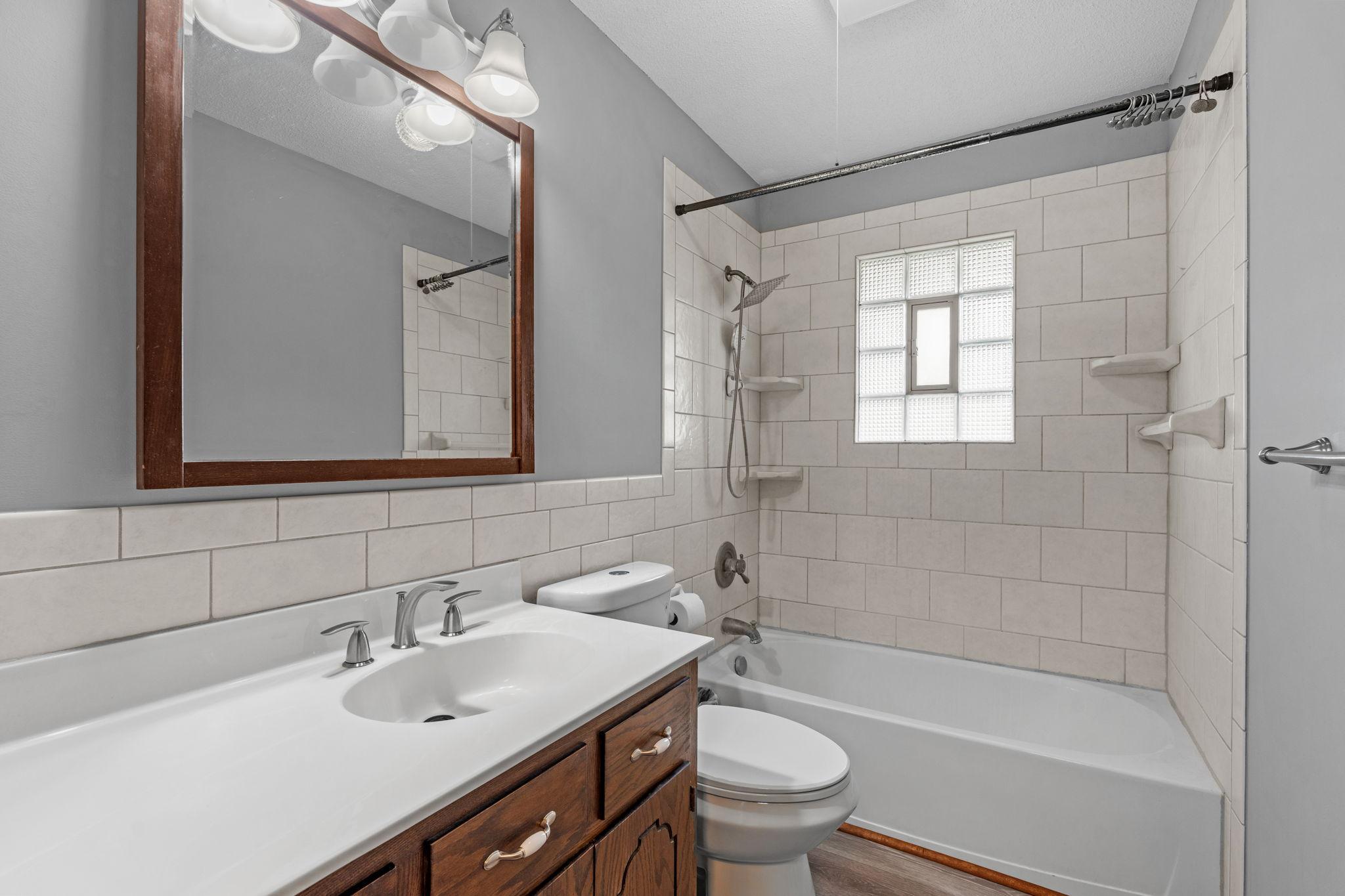 28-web-or-mls-4800 Dodd Rd-28.jpg