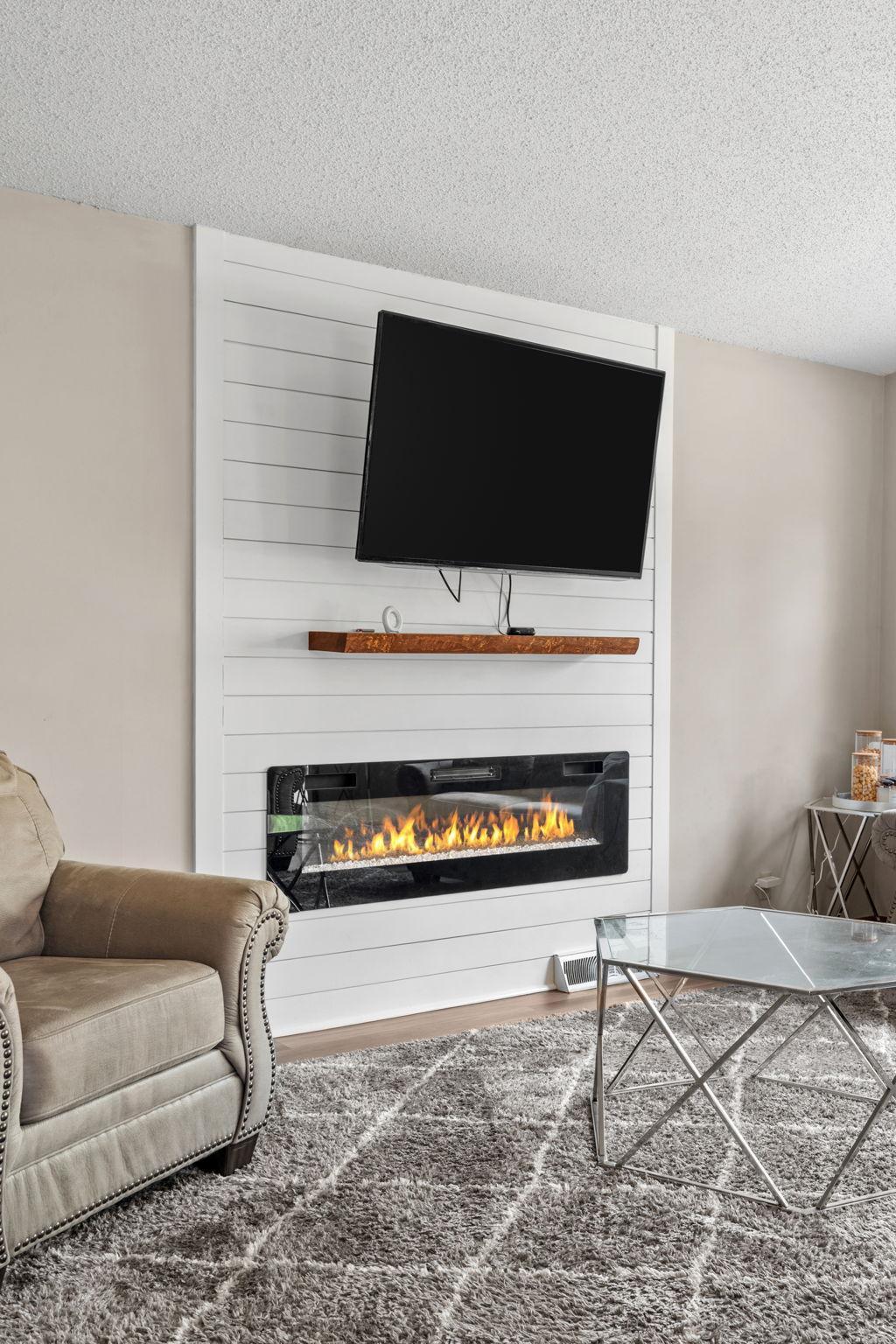 16-web-or-mls-4800 Dodd Rd-16.jpg