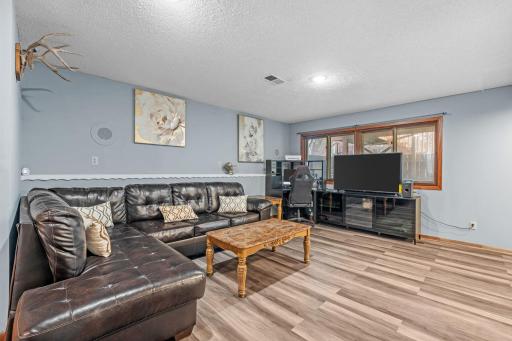4800 Dodd Road, Saint Paul, MN 55123