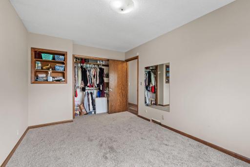 4800 Dodd Road, Saint Paul, MN 55123