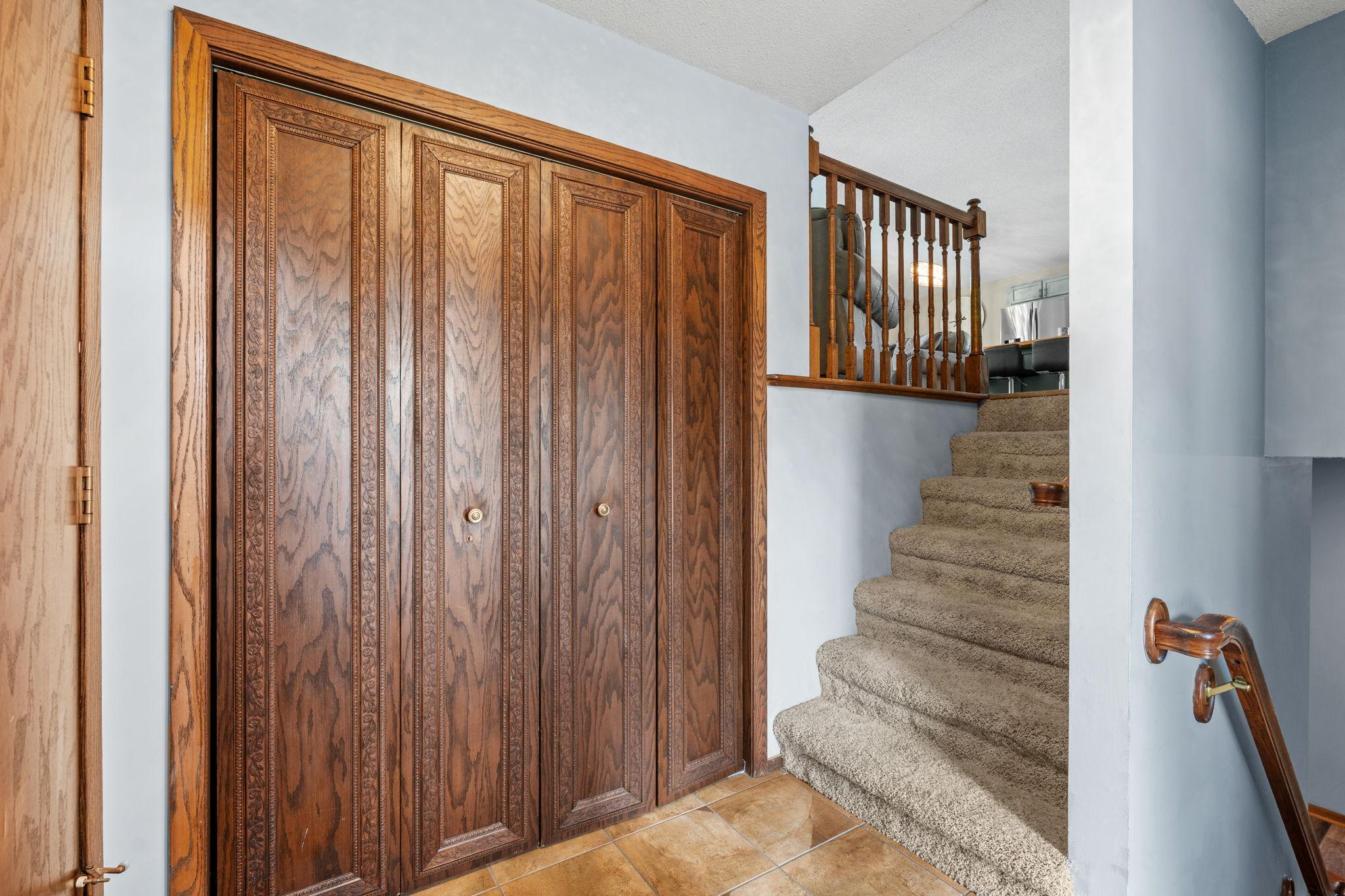 13-web-or-mls-4800 Dodd Rd-13.jpg