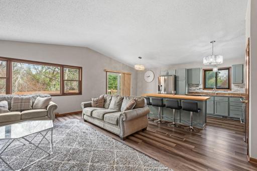 4800 Dodd Road, Saint Paul, MN 55123