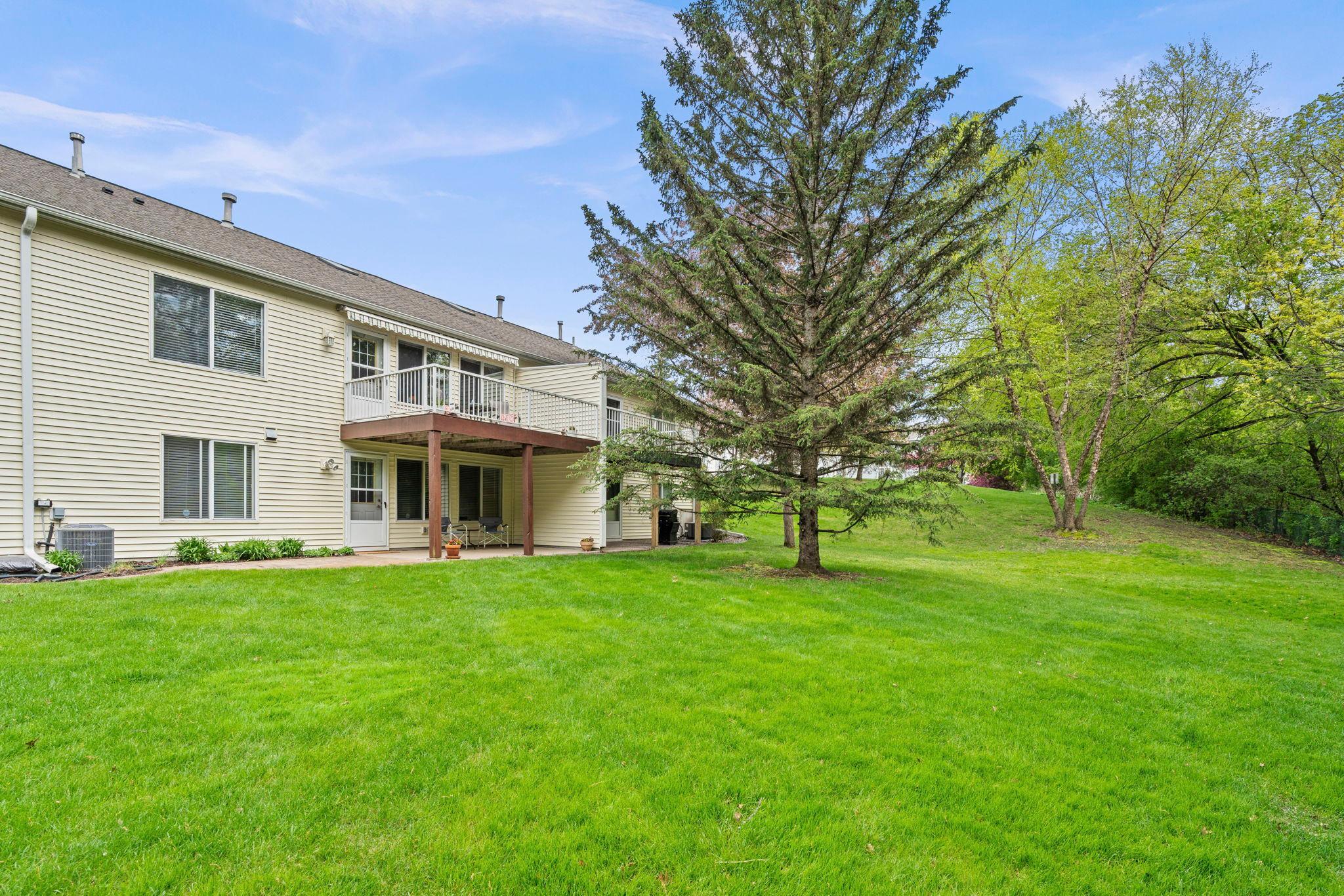 This is a lot of green space for a townhouse! It's also private - no one is behind you!