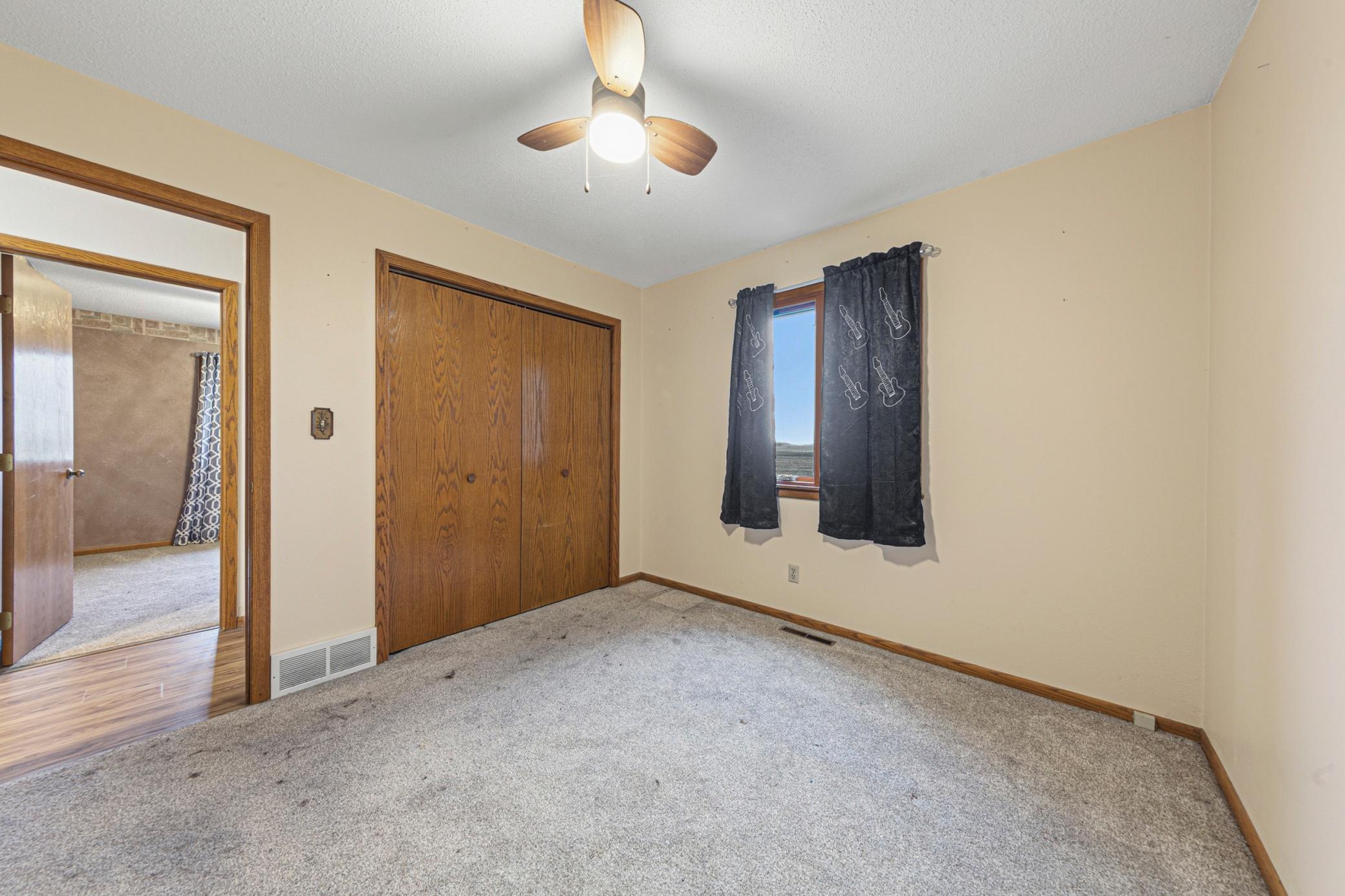 25 bedroom 3.jpg