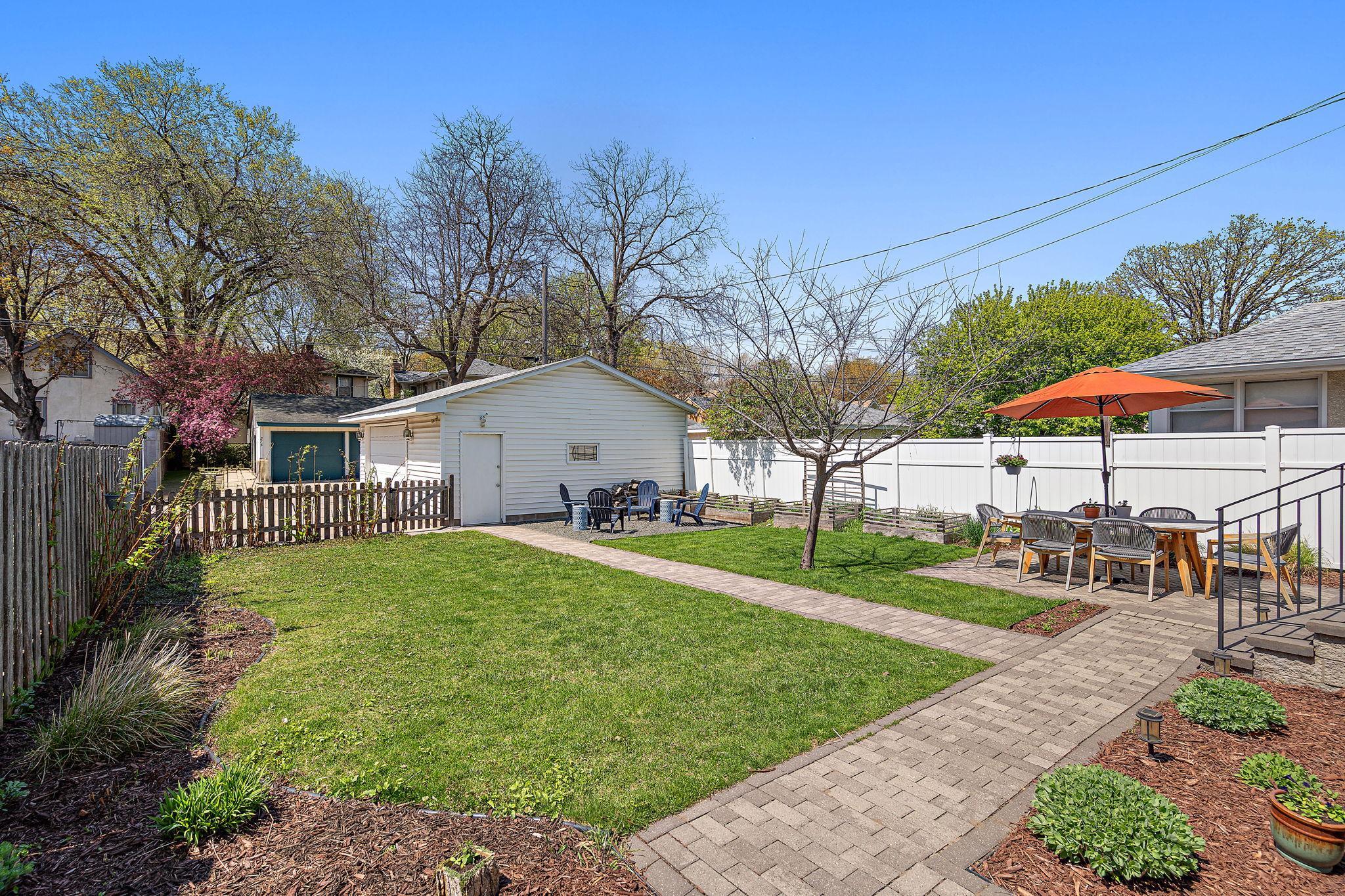 Fully fenced back yard