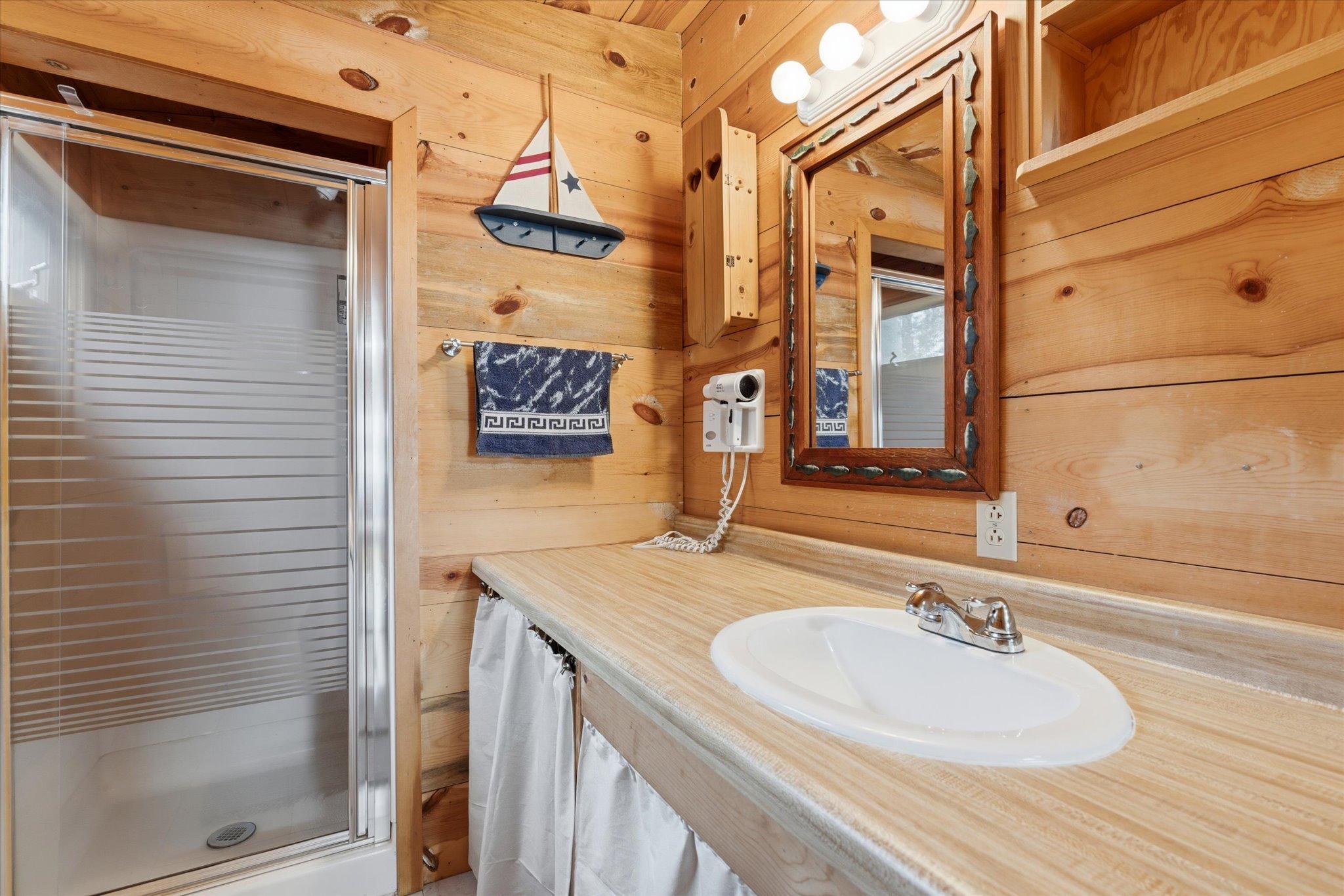 A-frame - A-frame - 3/4 bathroom