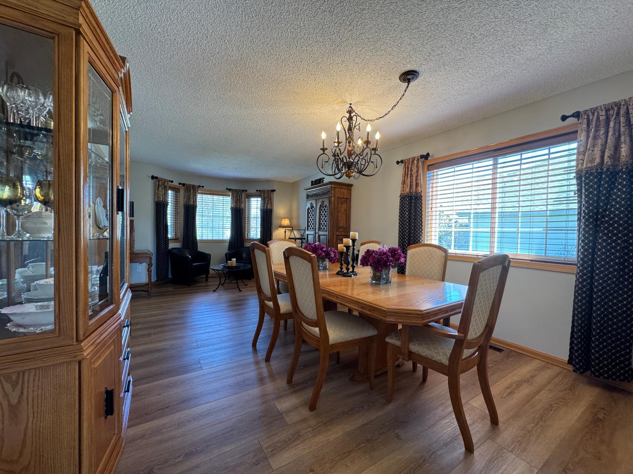 Exquisite Formal Dining