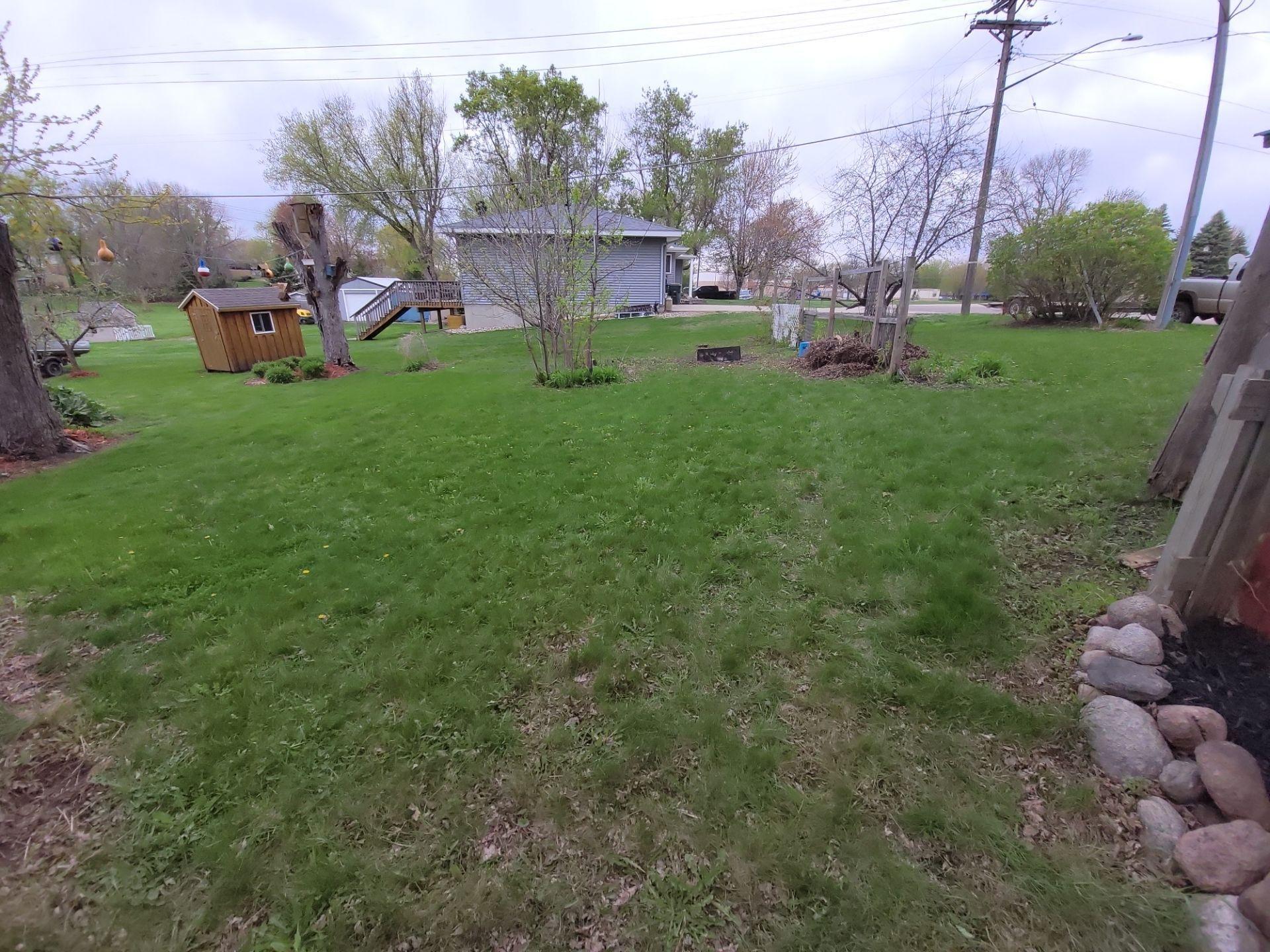 Huge backyard area behind garage
