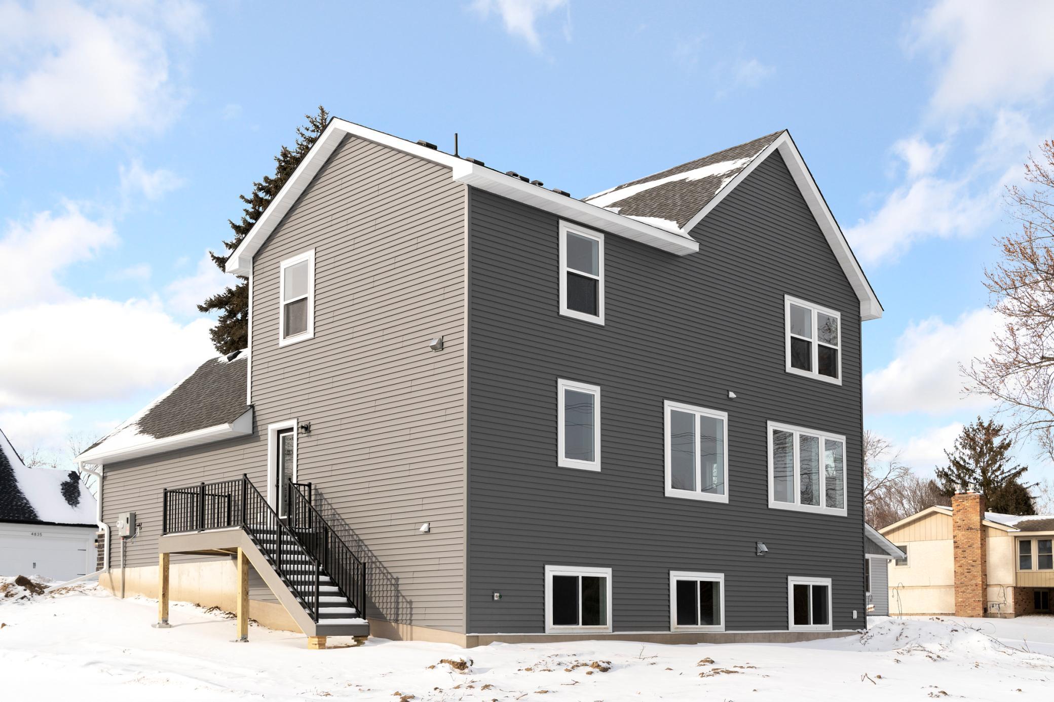 Quick Move in Home! Now Finished! 5 bedrooms, loft, finished lower level! Orono School District!