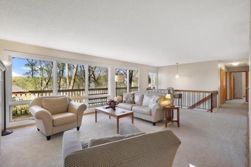531 Indian Hill Road, Chanhassen, MN 55317