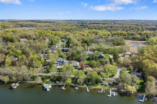 531 Indian Hill Road, Chanhassen, MN 55317