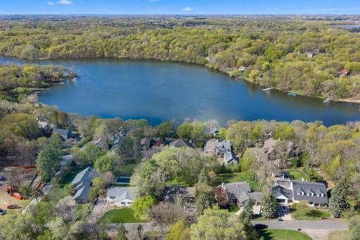 531 Indian Hill Road, Chanhassen, MN 55317