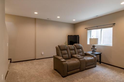 2021 Bluestem Drive, Mankato, MN 56001