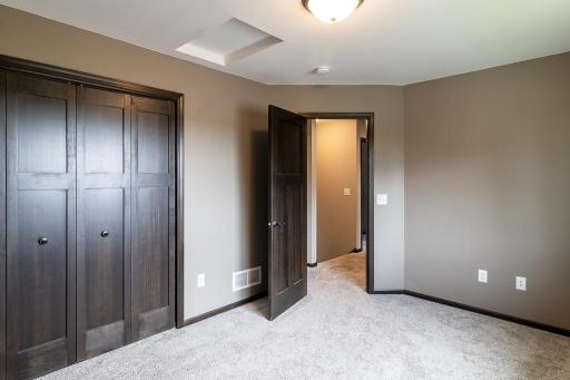 2021 Bluestem Drive, Mankato, MN 56001